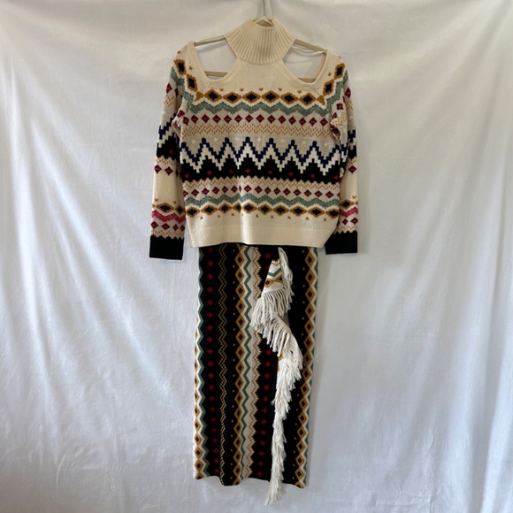 Alice + Olivia Felicity FairIsle Fringe Skirt - Picture 3 of 4